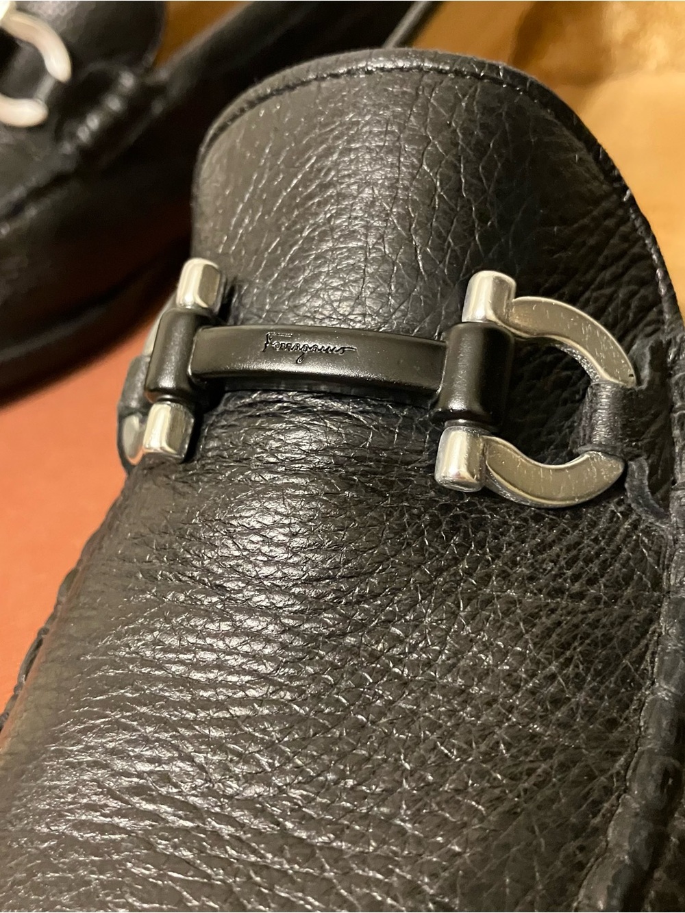 Salvatore Ferragamo GANCINI Loafers TEXTURED LEATHER Black -Sz 7 D Made in Italy - Picture 4 of 16